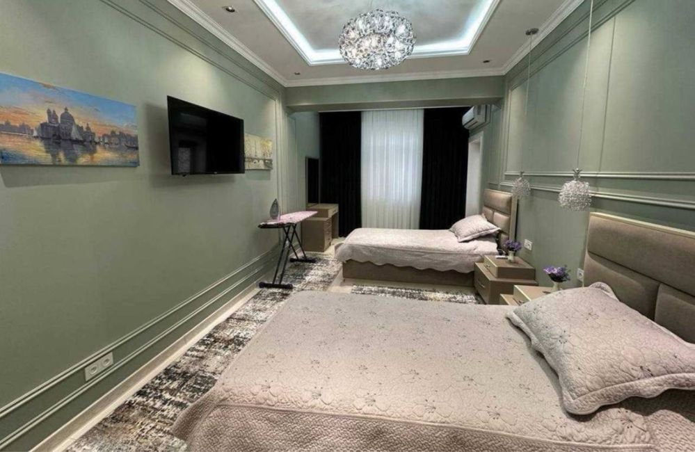 Tashkent, Mirabad District, Shahrisabz Street
