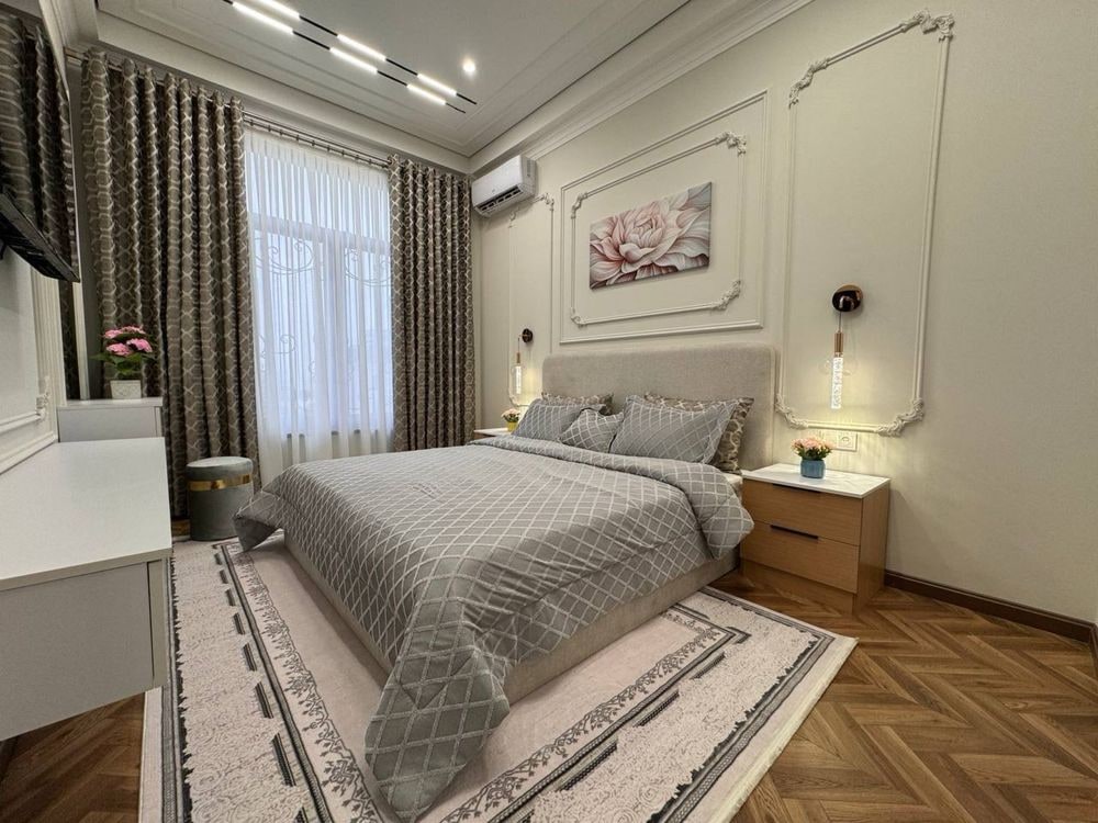 Tashkent, Mirabad District, Shahrisabz Street