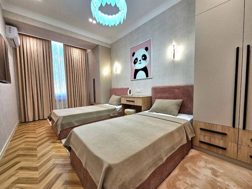 Tashkent, Oltintepa Street, 351