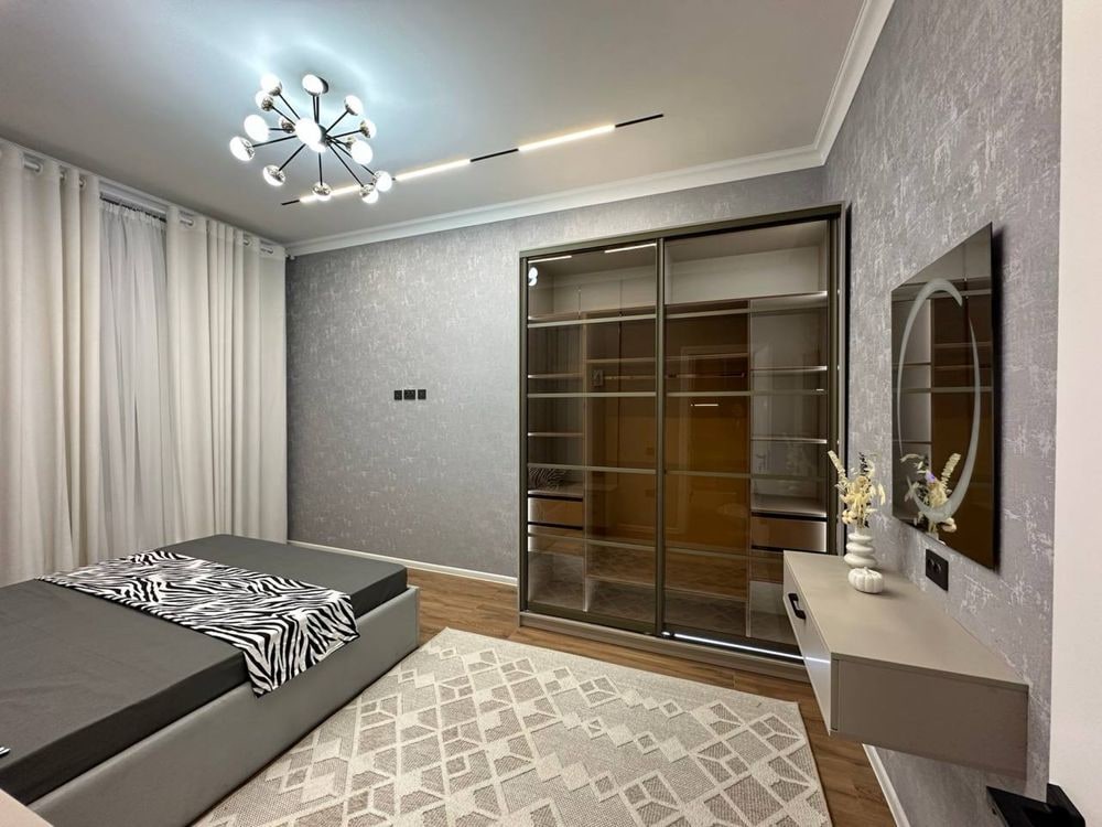 Tashkent, Mirabad District, Shahrisabz Street