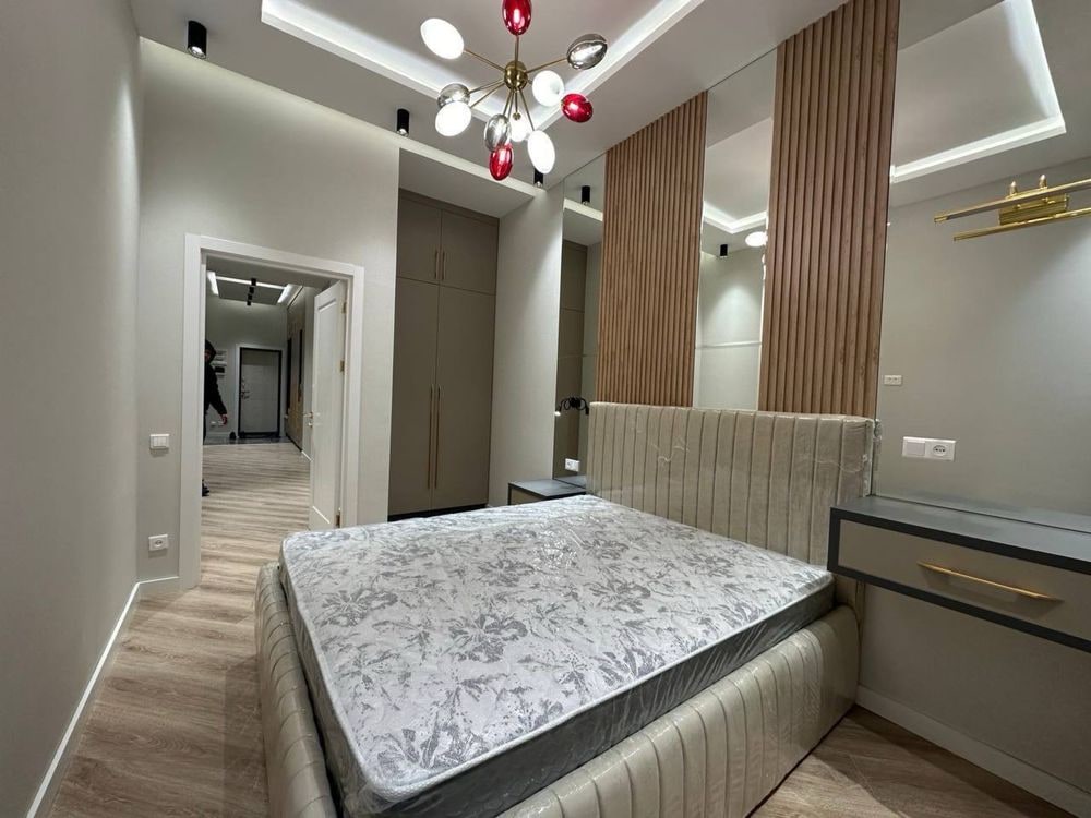 Tashkent, Mirabad District, Fidokor Street