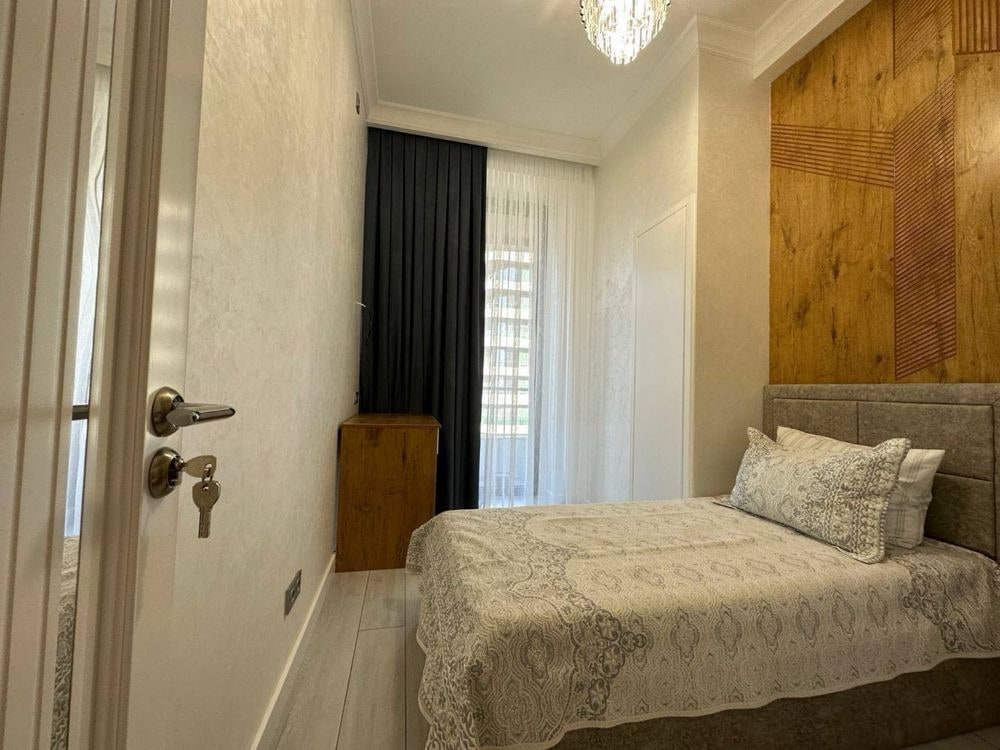 Tashkent, Oltintepa Street, 351