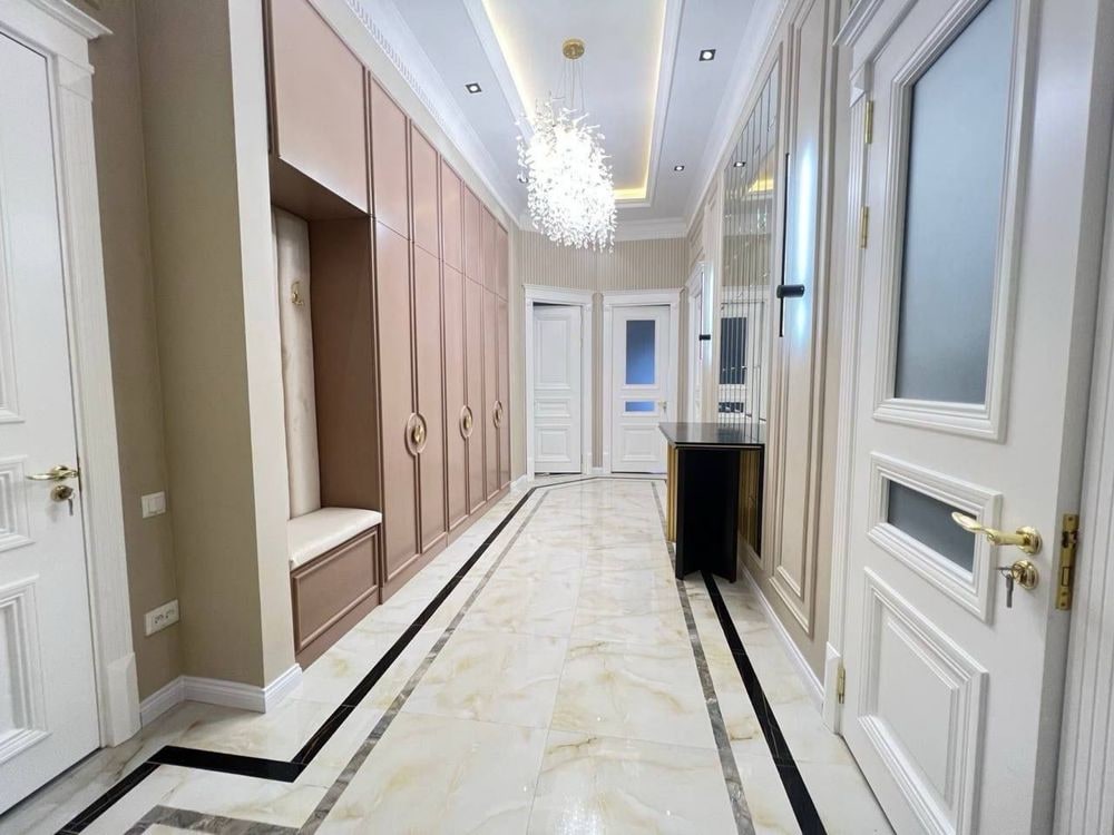 Tashkent, Beshchinor street, 10