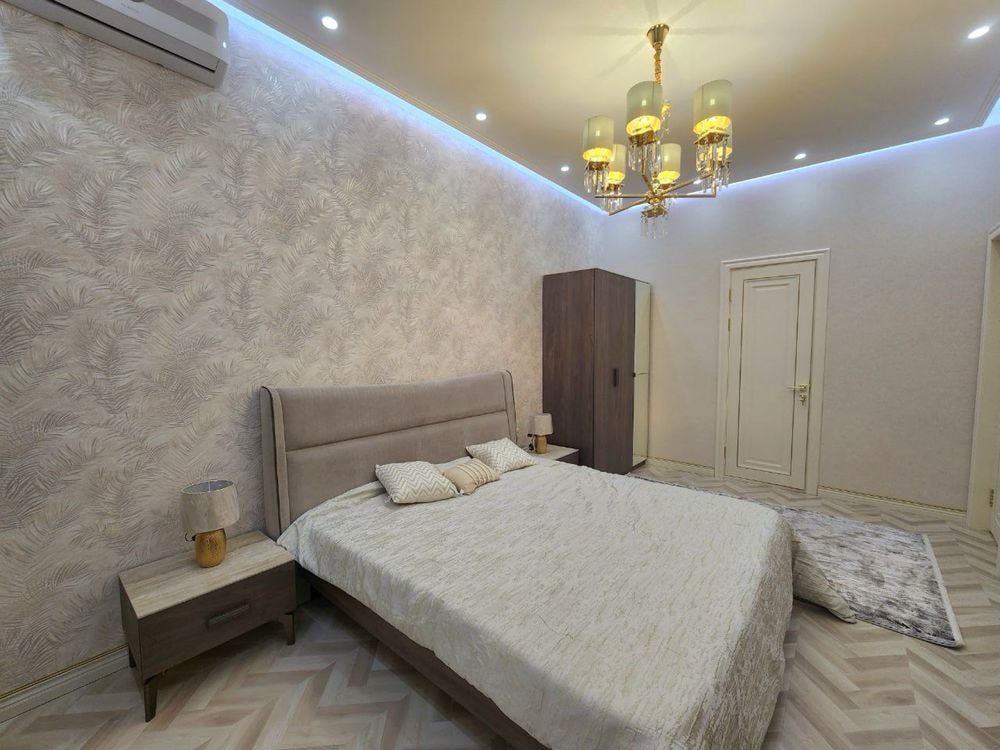 Tashkent, Oltintepa Street, 351