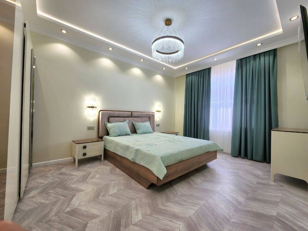 Tashkent, Mirabad District, Shahrisabz Street
