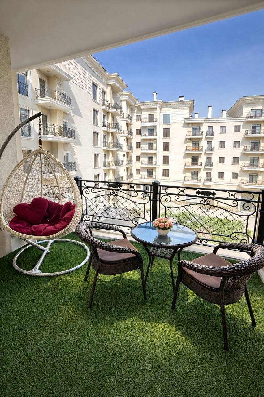Tashkent, Furqat Street, 2A