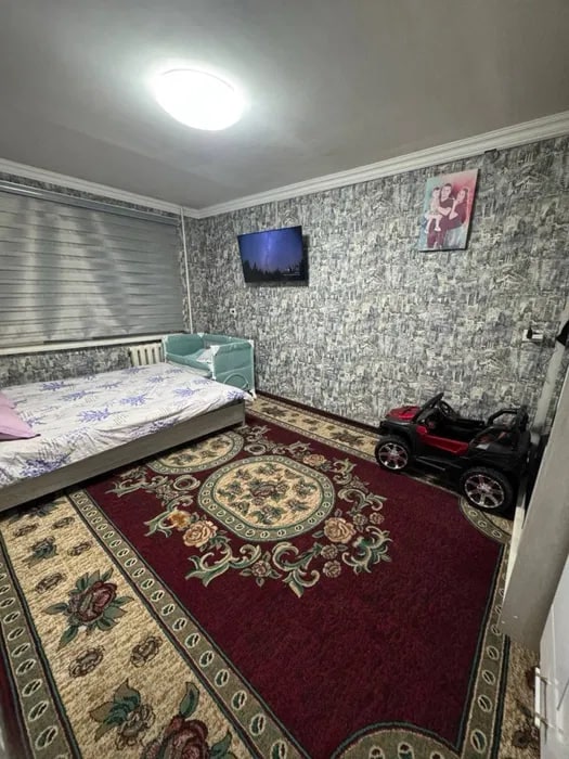 Tashkent, Yunusabad District, Bogishamol Street