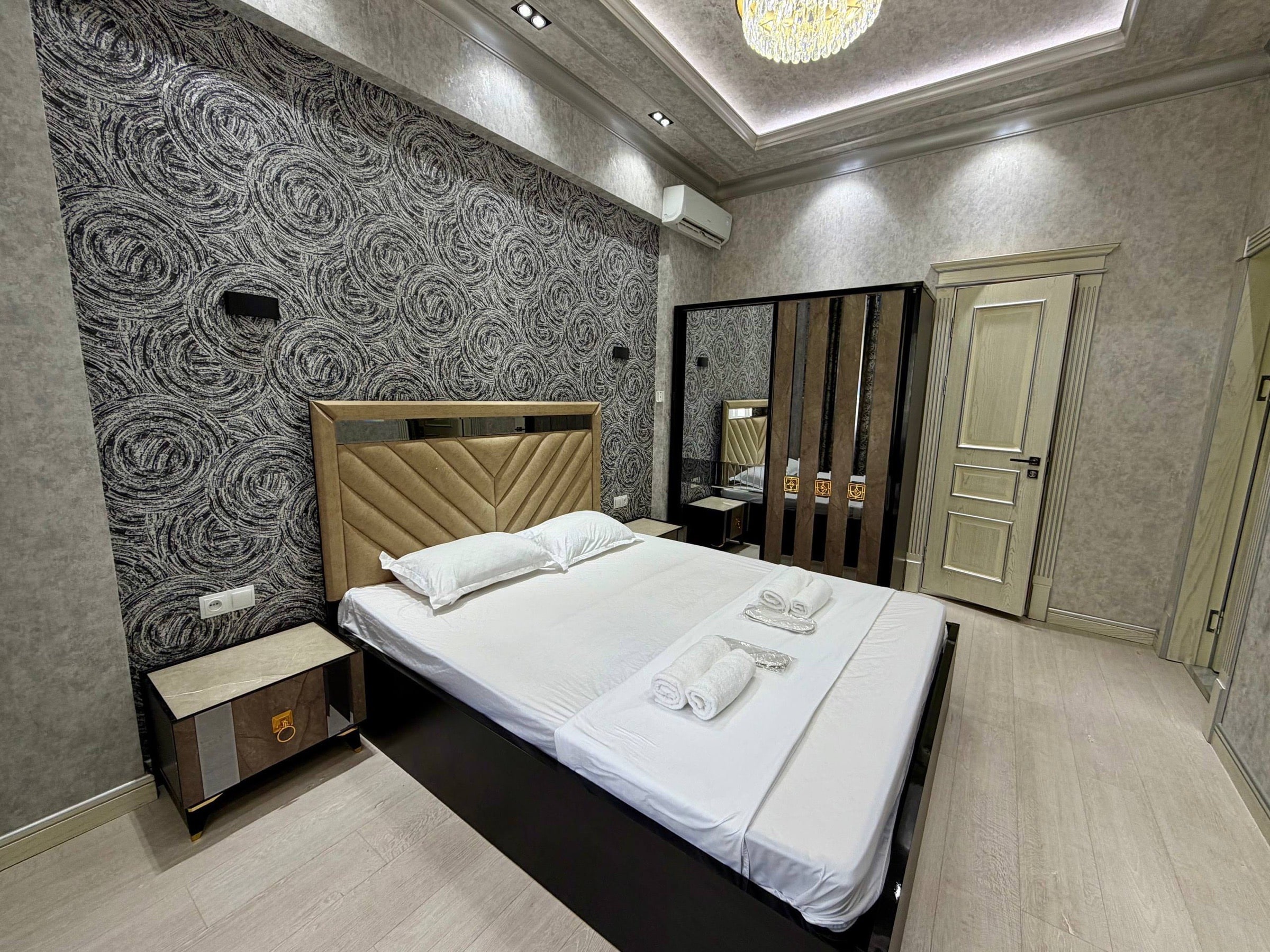 Tashkent, Shaykhantahur District, Zargar Street, 5