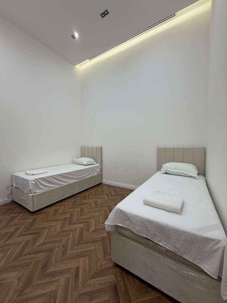 Tashkent, Furqat Street, blockD5