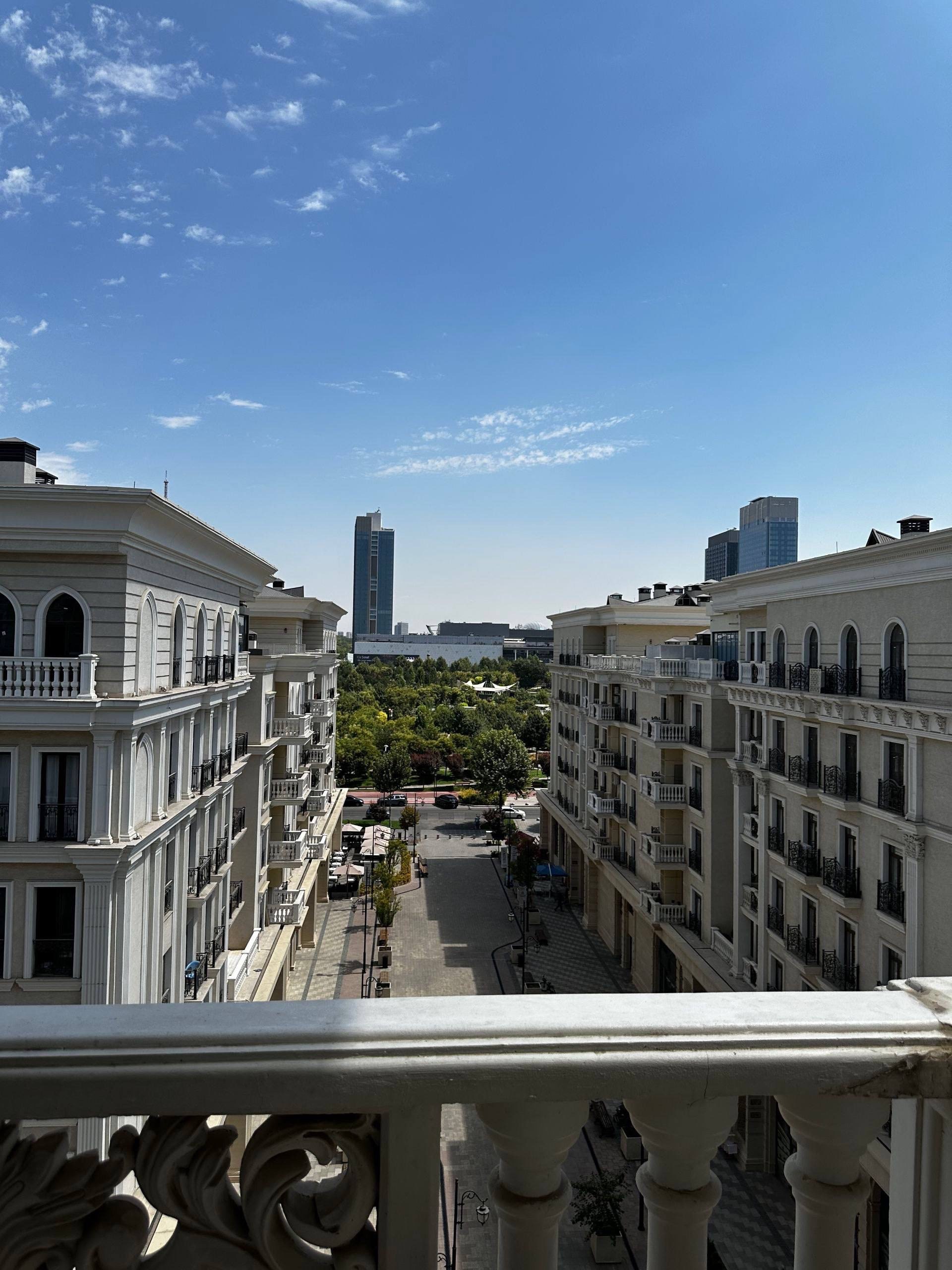 Tashkent, Furqat Street, 2A
