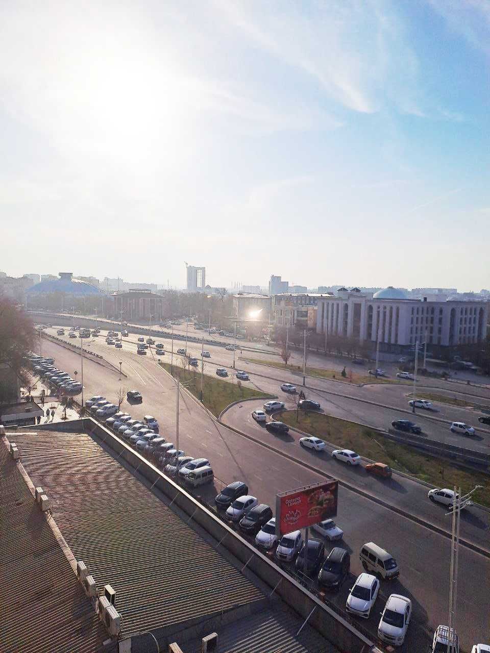 Tashkent, Sebzar Street