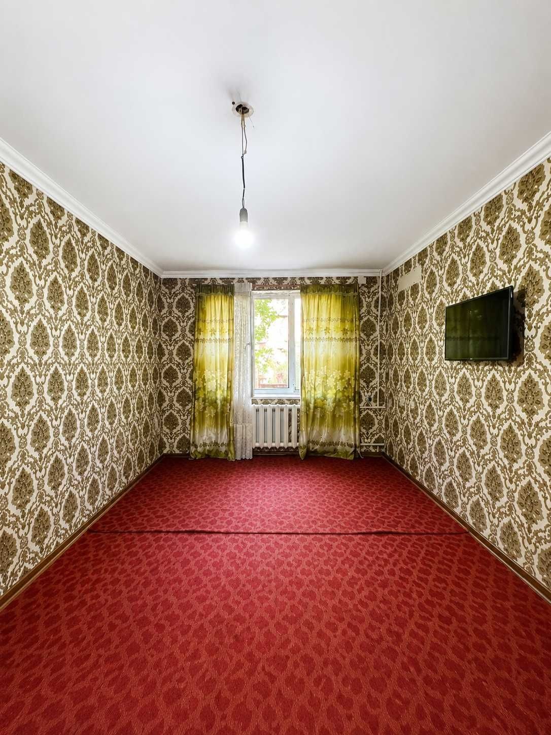 Tashkent, Sebzar Street