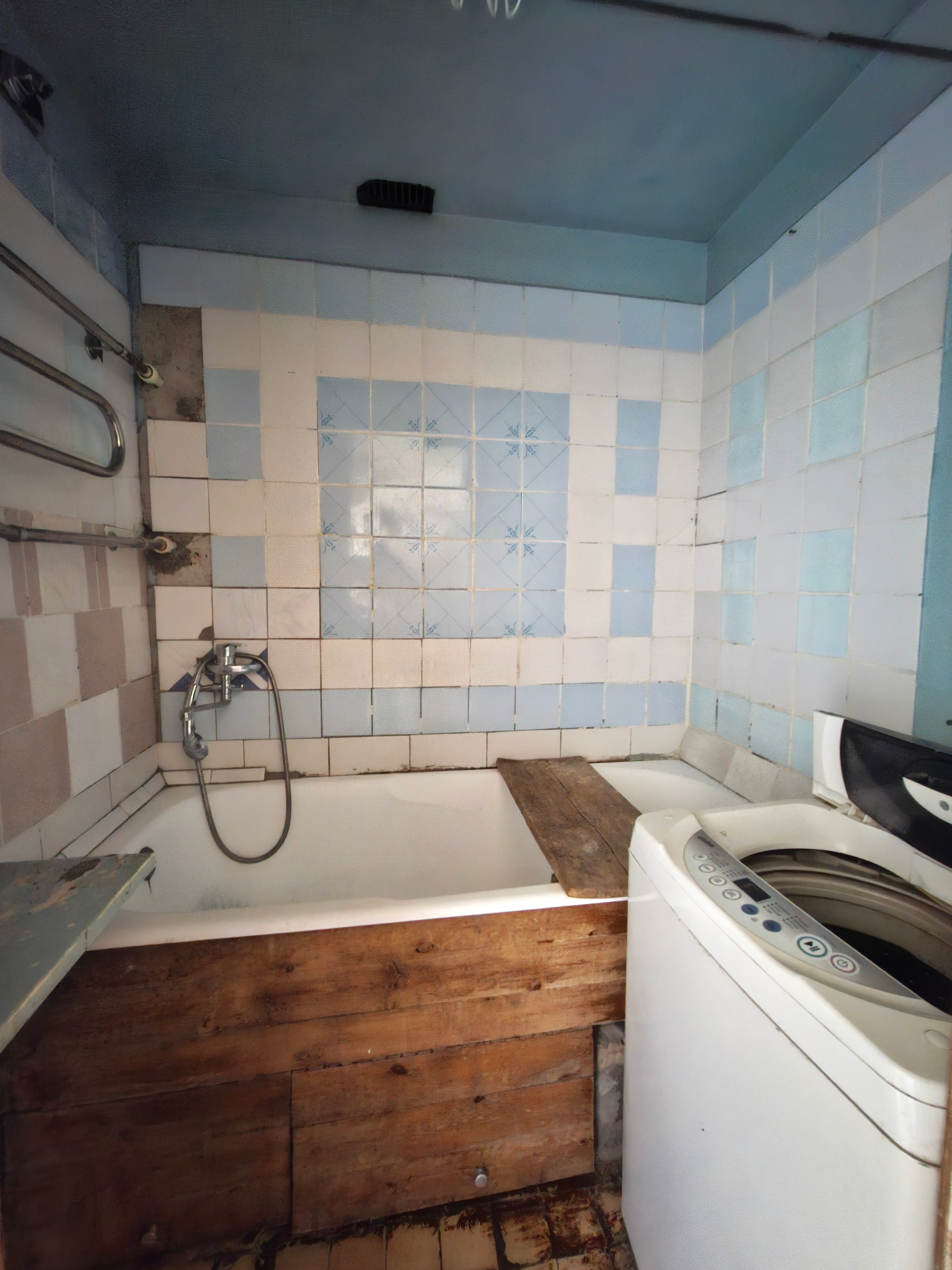 Tashkent, Yashnabad District, Aviasozlar Shaharchasi, 2-mavze, 51
