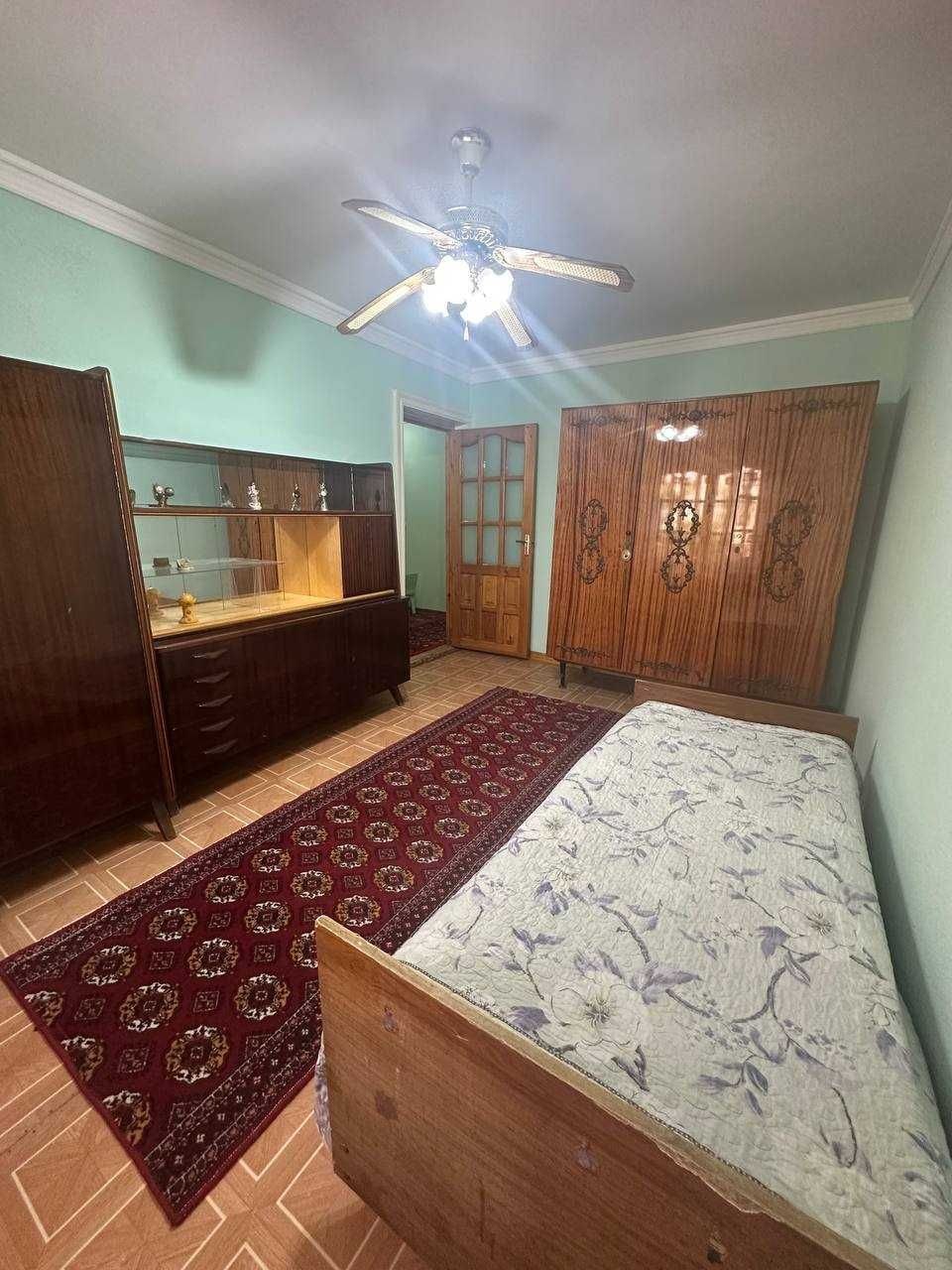 Tashkent, Yangishahar Street