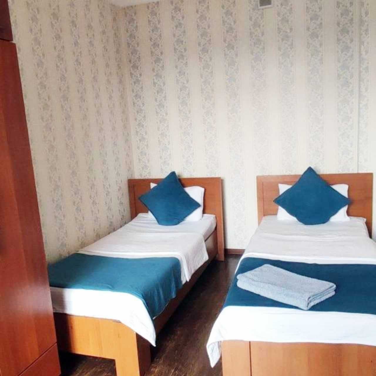 Tashkent, Avaykhon Street, 6