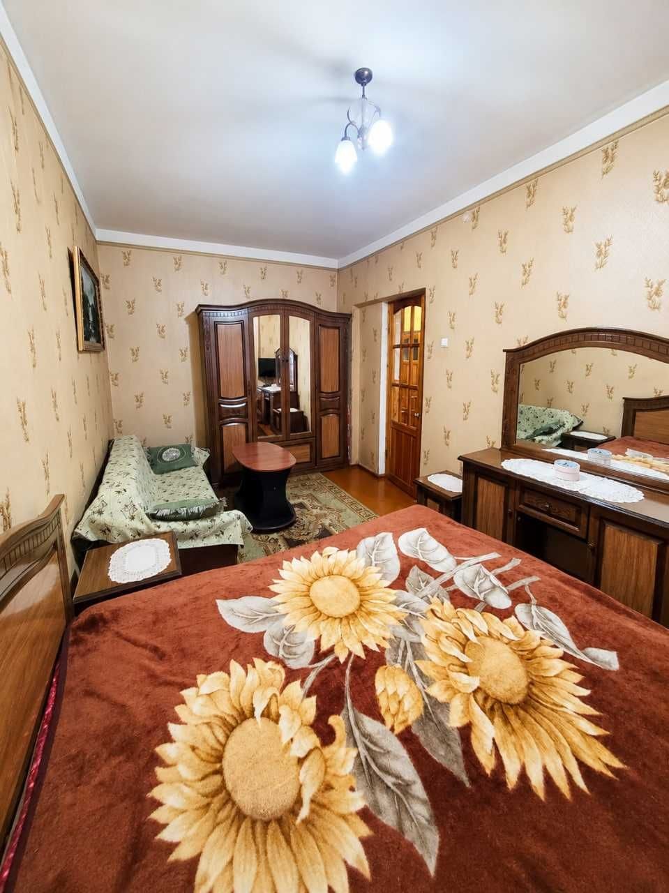 Tashkent, Buyuk Ipak Yuli Street