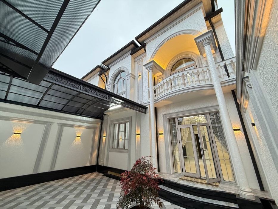 Tashkent, Mirabad District, Shahrisabz Street