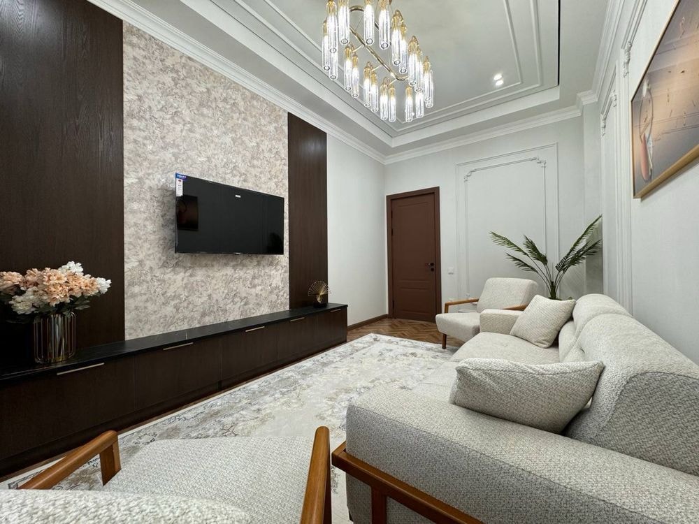 Tashkent, Mirabad District, Shahrisabz Street