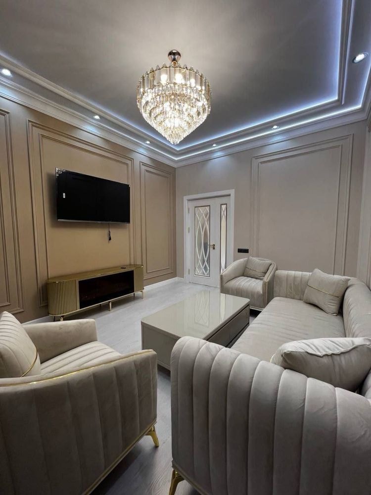 Tashkent, Oltintepa Street, 351
