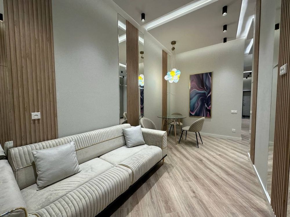 Tashkent, Mirabad District, Fidokor Street