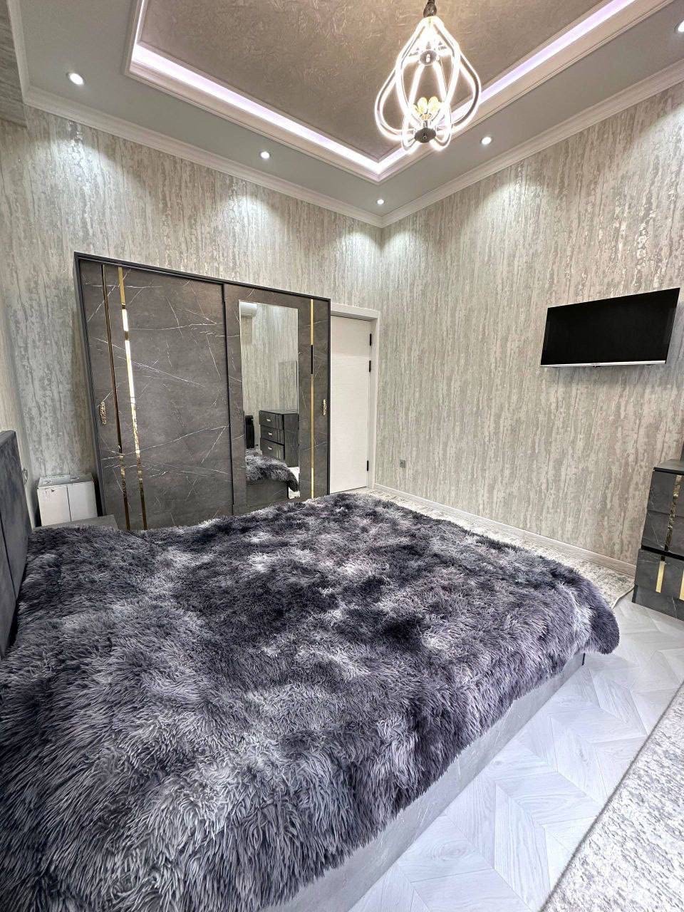 Tashkent, Furqat Street, 3A