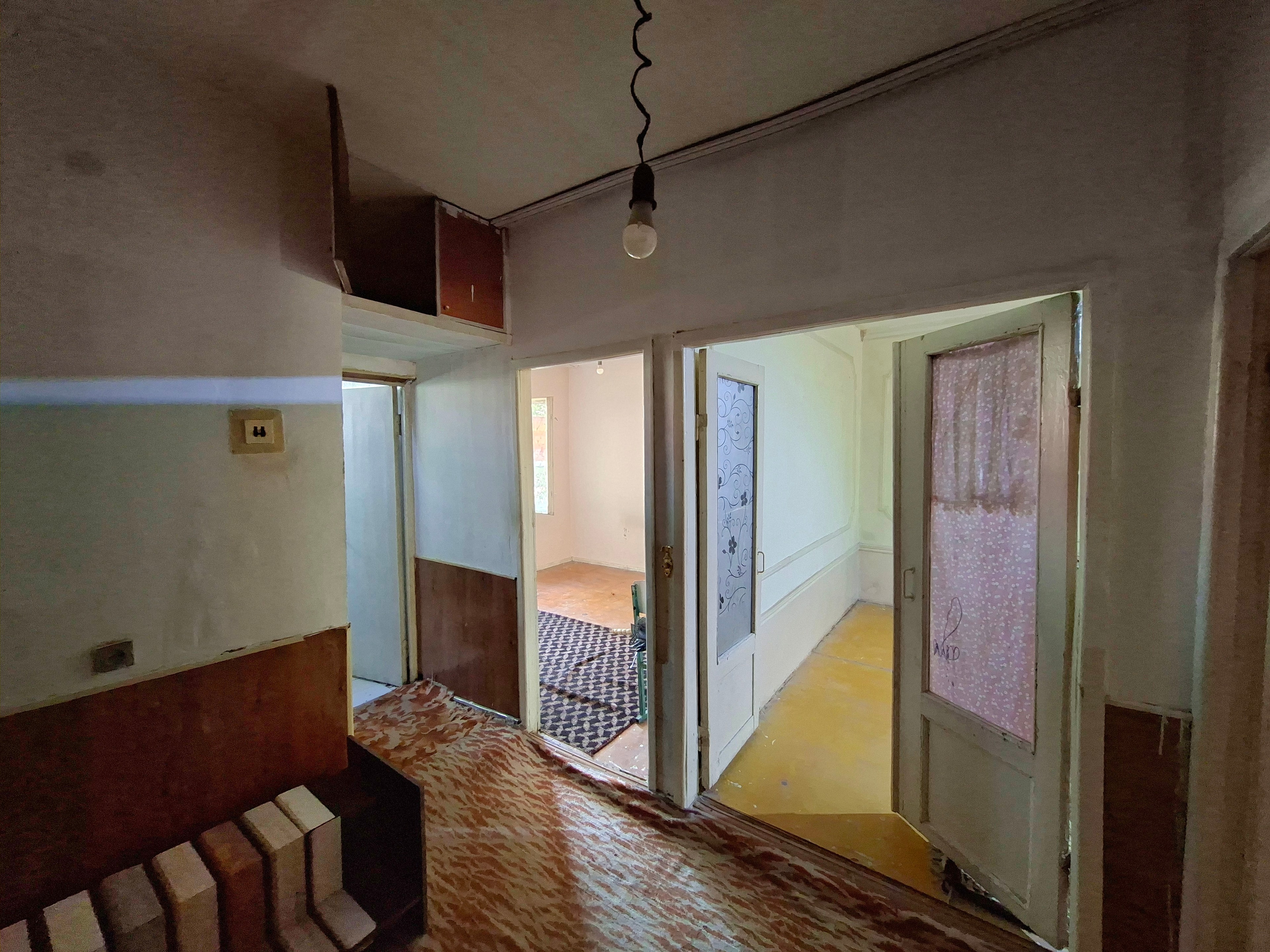 Tashkent Region, Kibray District, Urban Settlement of Salar, Bobur Street, 2B