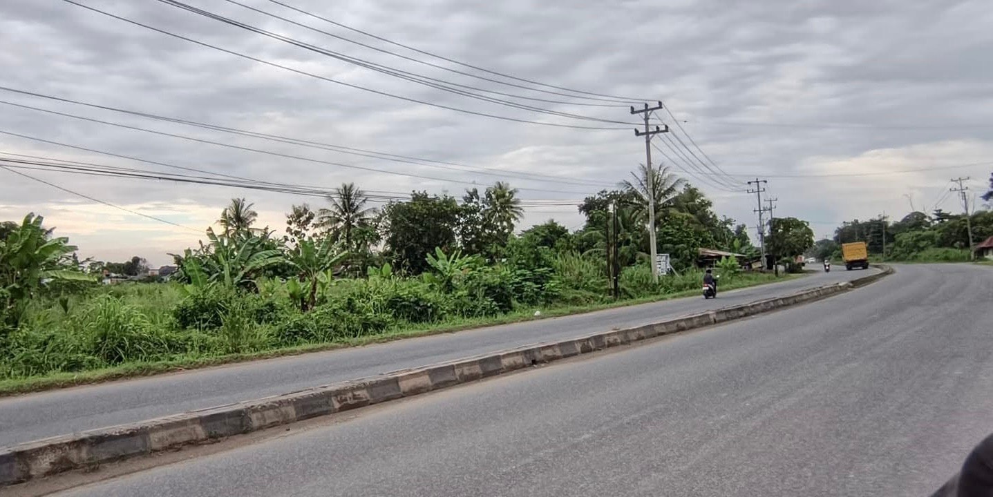 Jalan Lintas Timur Palembang-Prabumulih, Indralaya Utara, Kabupaten Ogan Ilir, Sumatera Selatan, Indonesia