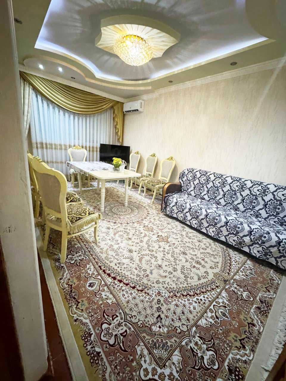 Tashkent, National Park of Uzbekistan named after Alisher Navoi