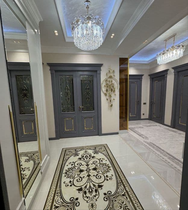 Tashkent, Mirabad District, Shahrisabz Street